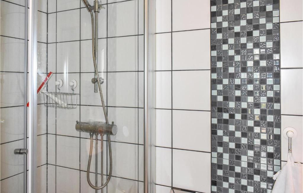 Nice Home In Veberd With 2 Bedrooms And Wifi photo 3