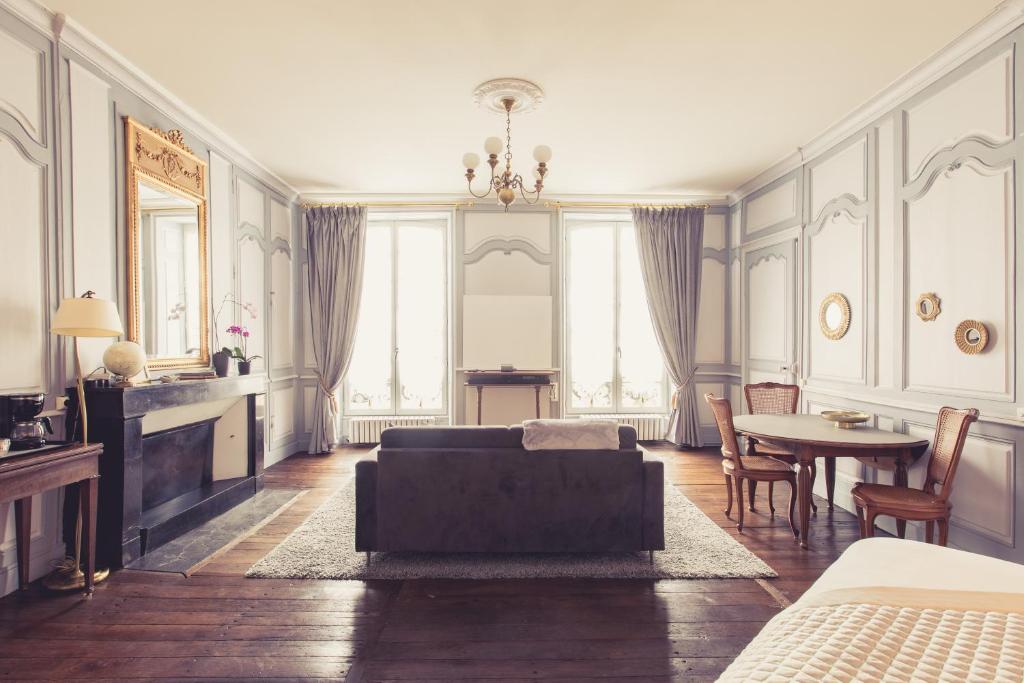 La Maison de la Liberté Suite Jeanne Barret photo 3