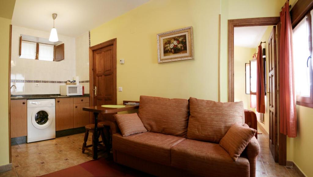 Apartamentos la Regoria photo 2