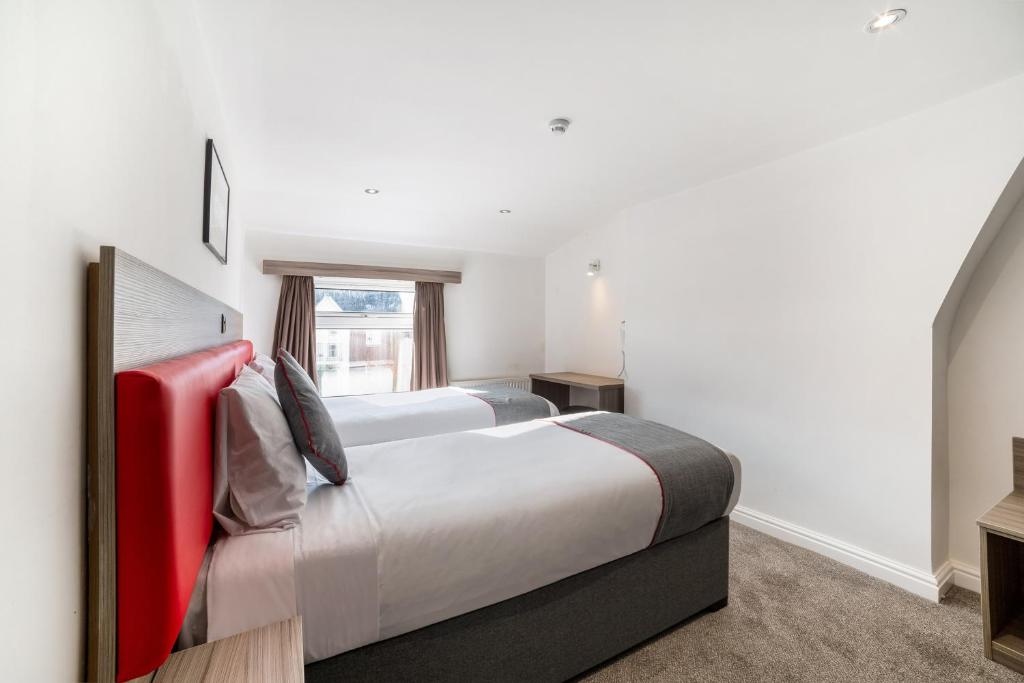 The Connaught Hotel Wolverhampton Room Type - Standard Twin Room