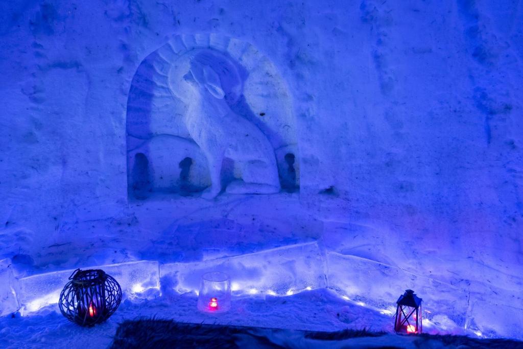Lucky Ranch Snow Igloos photo 1