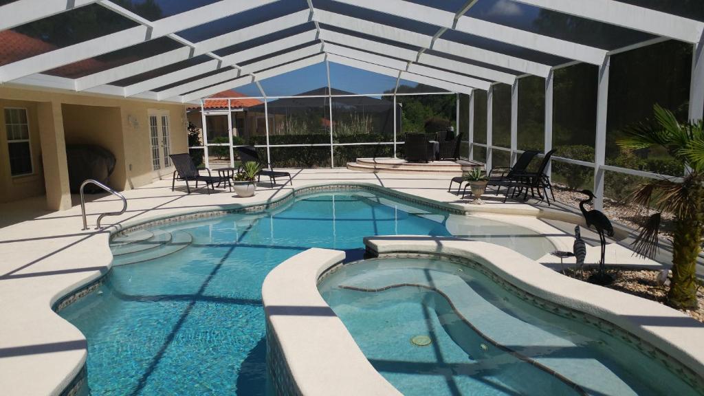 Close to Downtown Inverness, spacious and next to bike trail photo 3