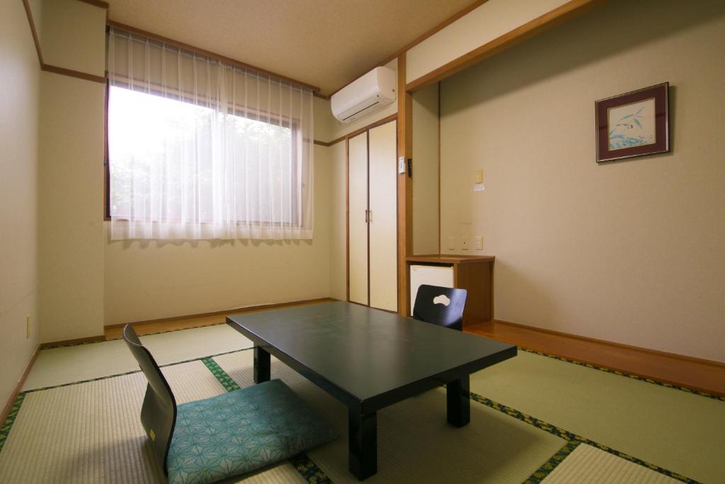 Tashiro Annex photo 2