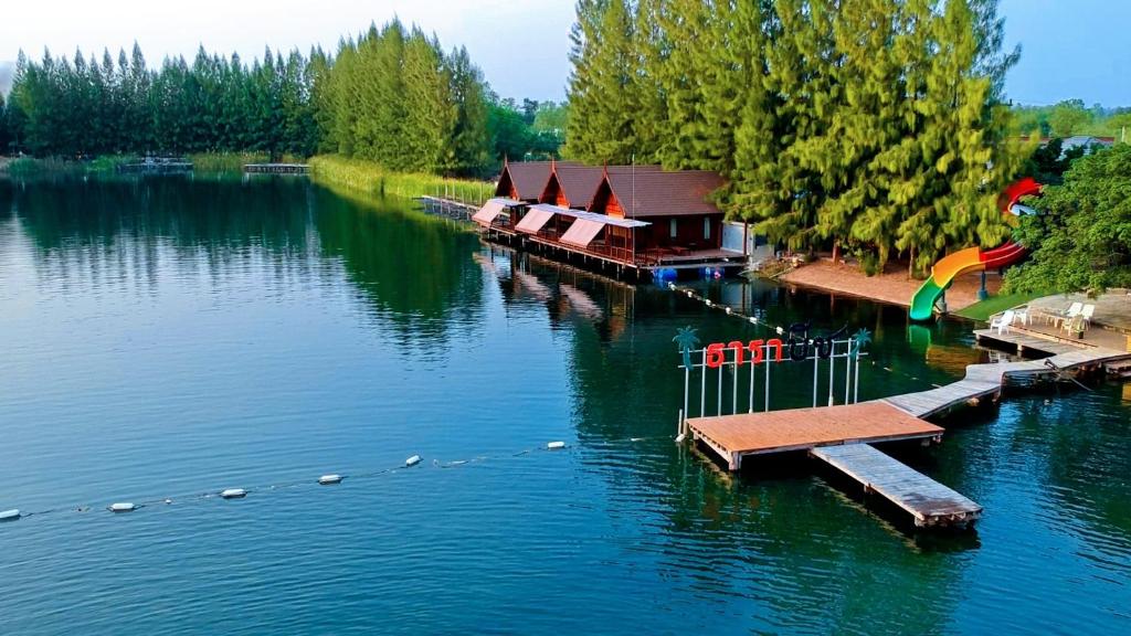 Tara Beach Resort Udonthani photo 1