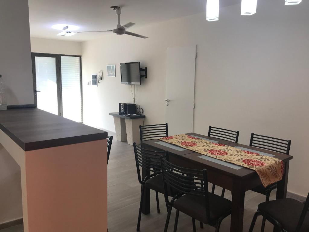 DEPARTAMENTO DE 2 DORMITORIOS C/ COCHERA photo 1