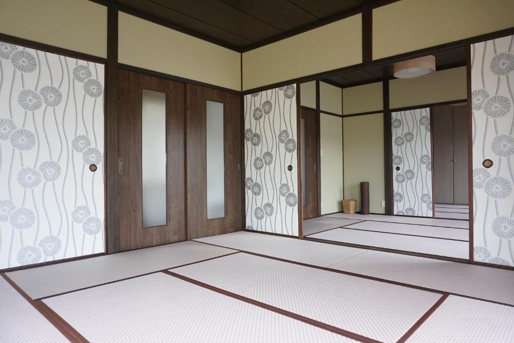 Tsubaki House photo 3