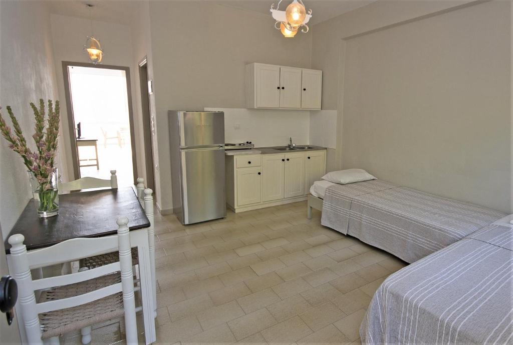Апартаменты (Апартаменты с 1 спальней и видом на море), Panorama Apartments with balcony
