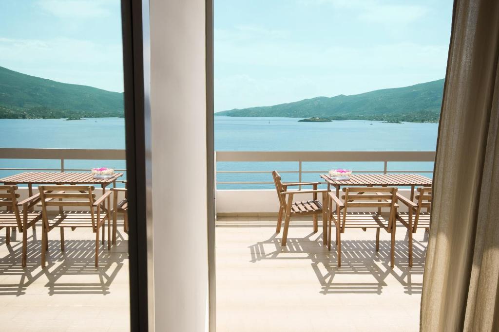 Апартаменты (Апартаменты с 1 спальней и видом на море), Panorama Apartments with balcony