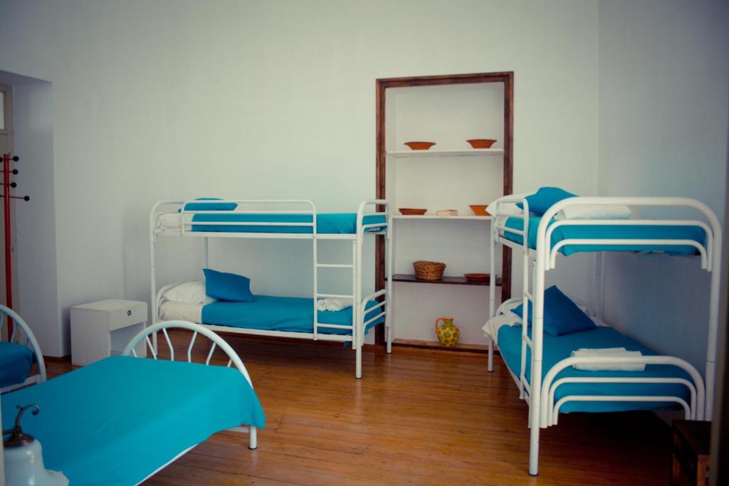 Семейный (Семейный номер (для 6 взрослых)), Hostel Portalegre