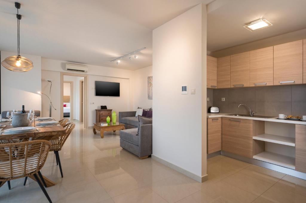 Trianon Luxury Apartments & Suites photo 4