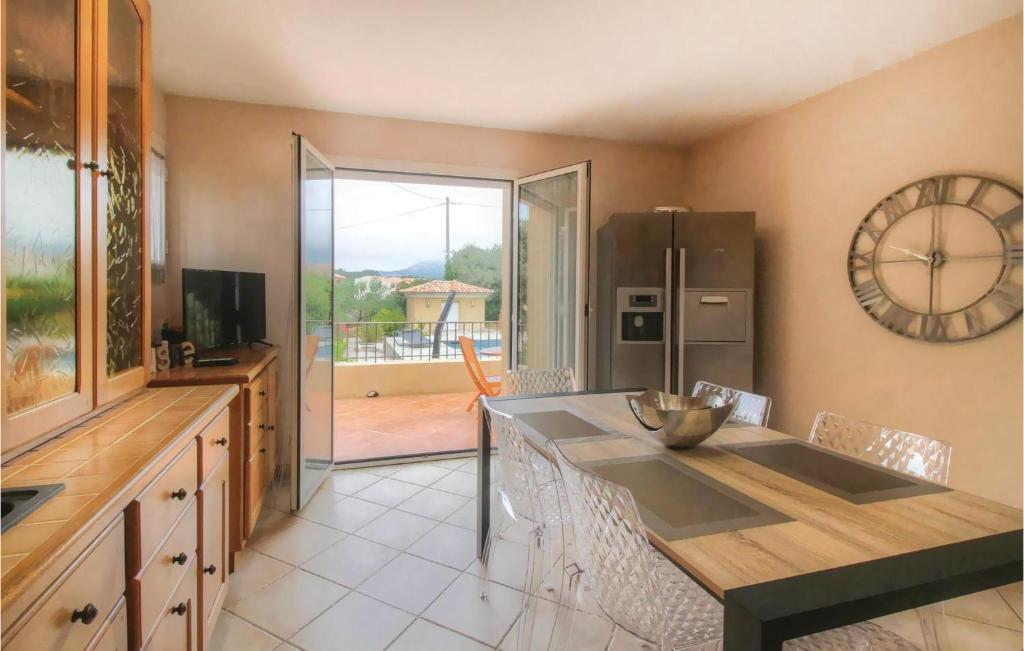 Awesome Home In Algajola With 4 Bedrooms, Wifi And Swimming Pool photo 2