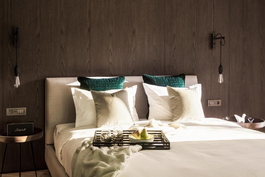 Апартаменты (Acropolis Designers Penthouse), Urban Stripes Athens