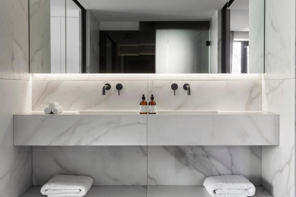 Апартаменты (Acropolis Designers Penthouse), Urban Stripes Athens