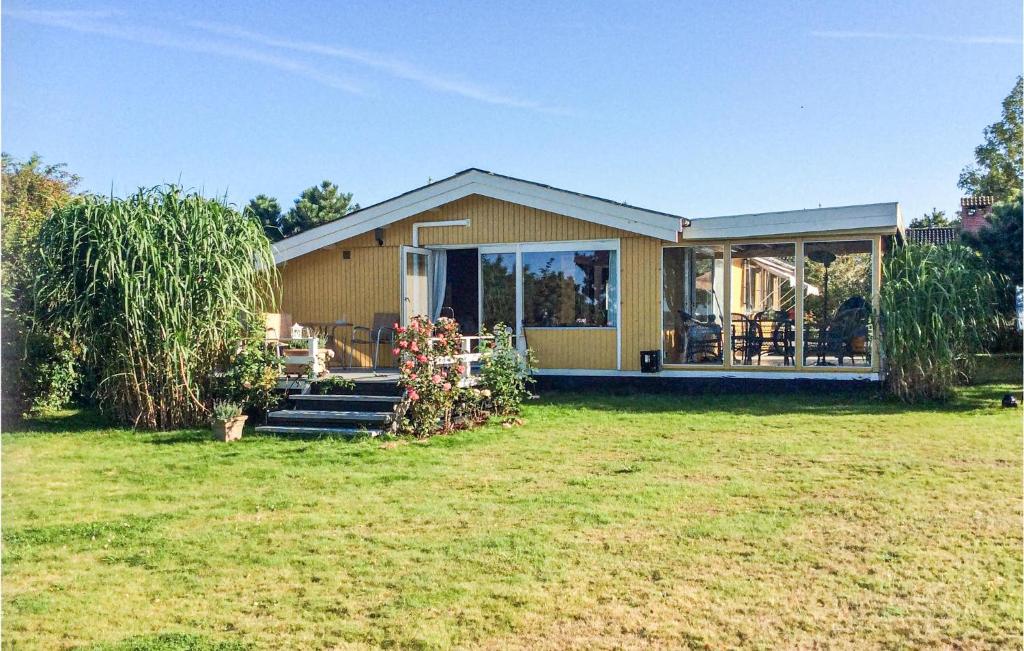 Nice Home In Stubbekbing With 3 Bedrooms