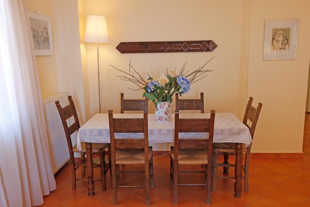 Glaros Home photo 3