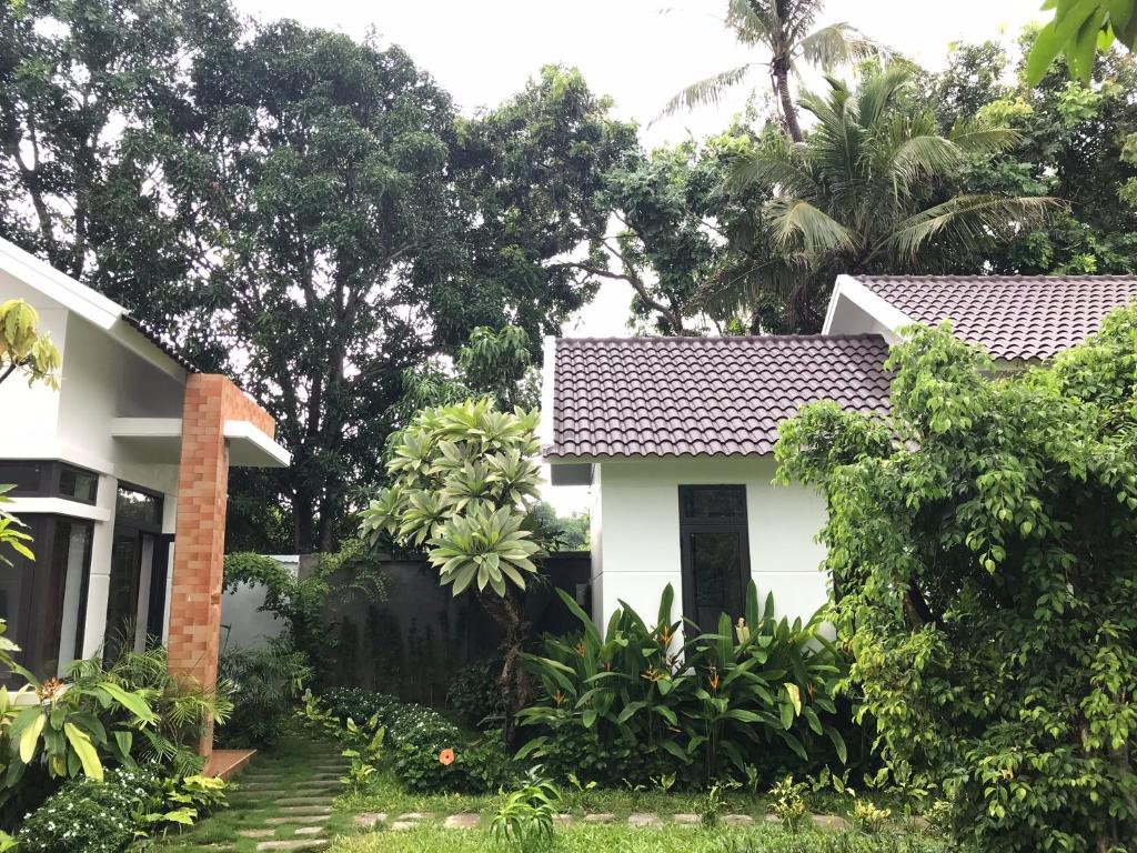 Двухместный (Номер с кроватью размера «king-size» и балконом), Hoàng Ngọc's House