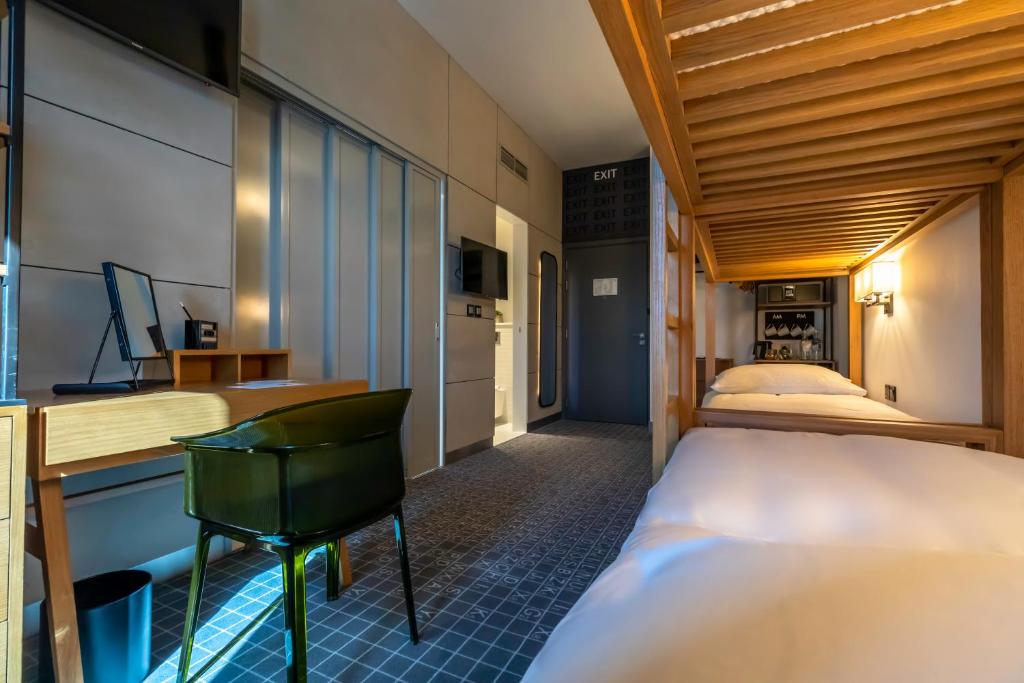 Трехместный (Стандартный трехместный номер), Отель Studio One Hotel