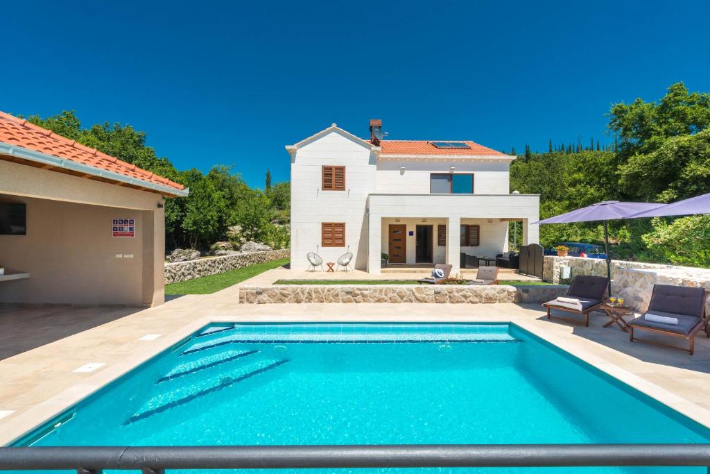 Villa Novak photo 2