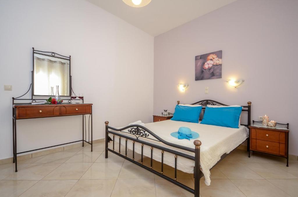 Gaitani apartments plaka naxos photo 3