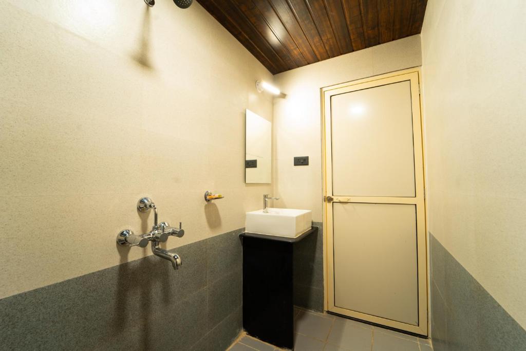Двухместный (Улучшенный номер с кроватью размера «king-size»), Kay's Riverview