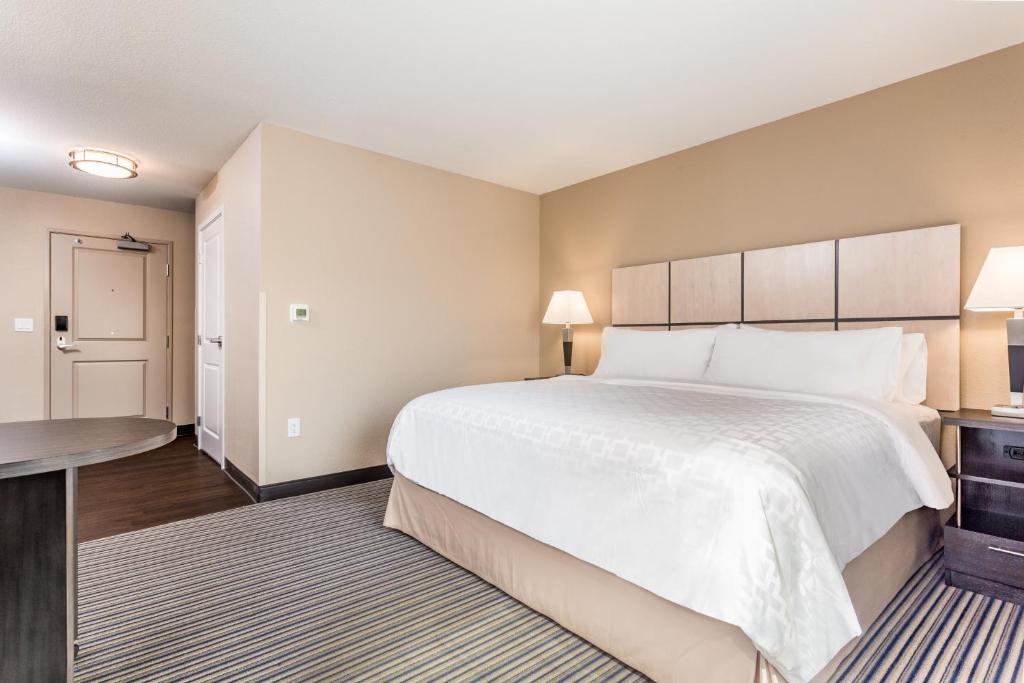 Candlewood Suites Eau Claire I-94, an IHG hotel - Tap to explore photos