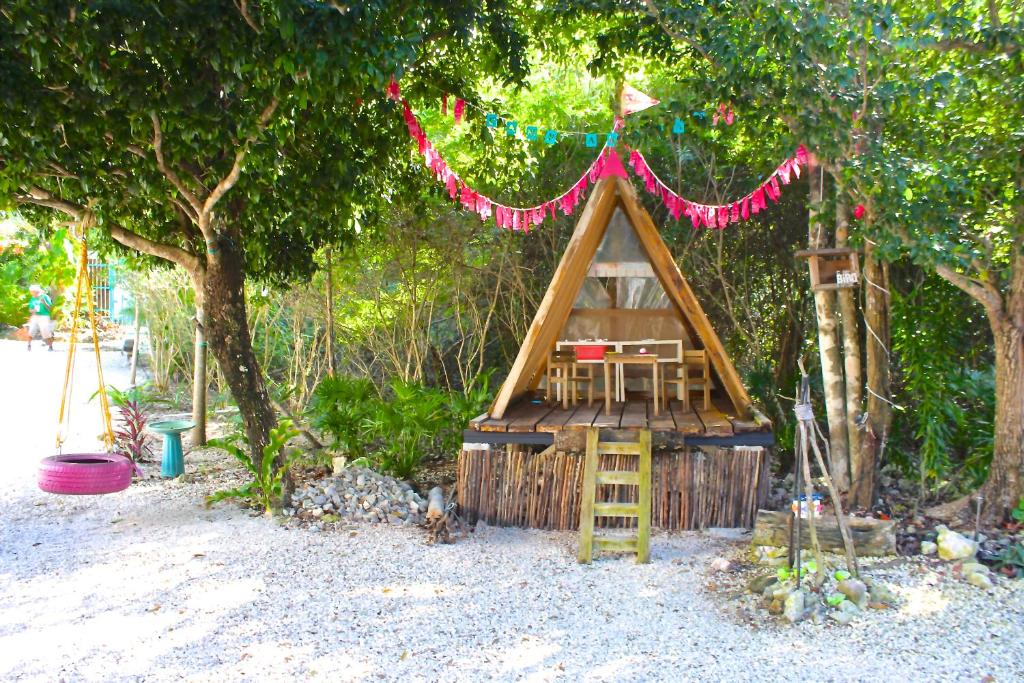 CAMP AKUMAL - Hosted Family Bungalows photo 1
