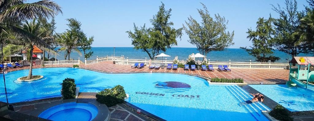 Golden Coast Resort & Spa