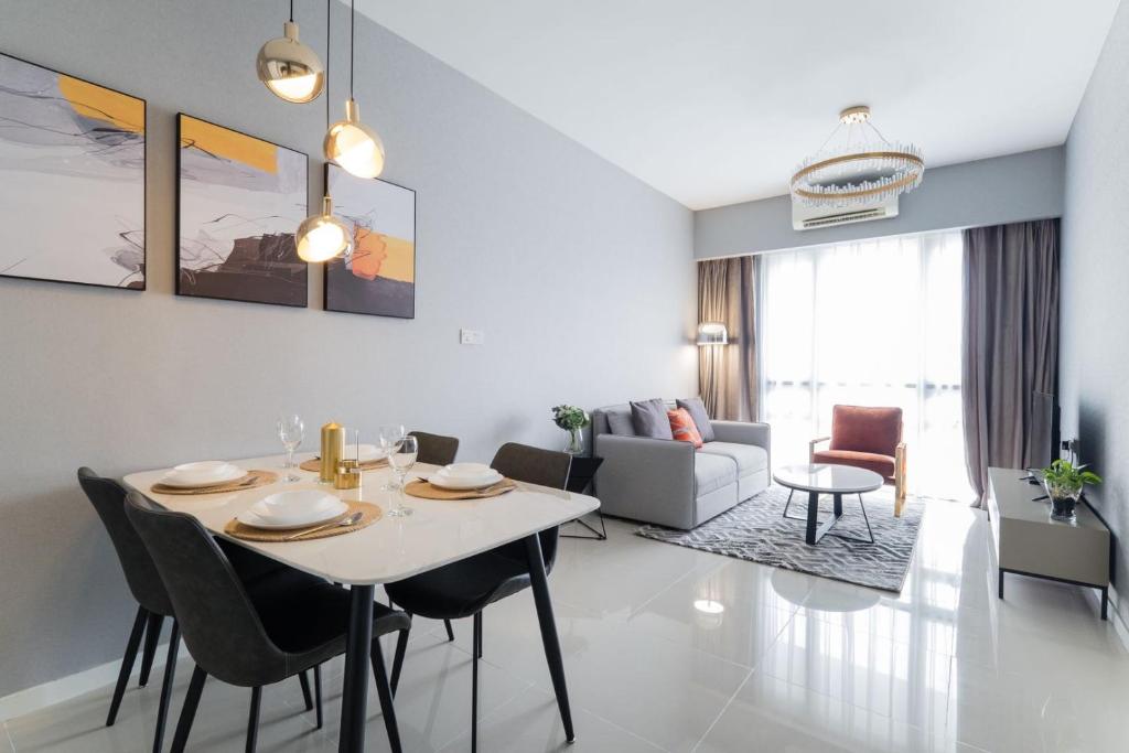Madam Design 2 at Kota Damansara photo 1