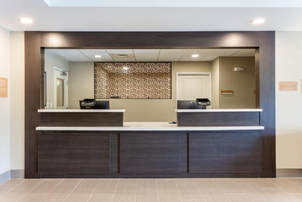 Candlewood Suites - Davenport, an IHG Hotel photo 3