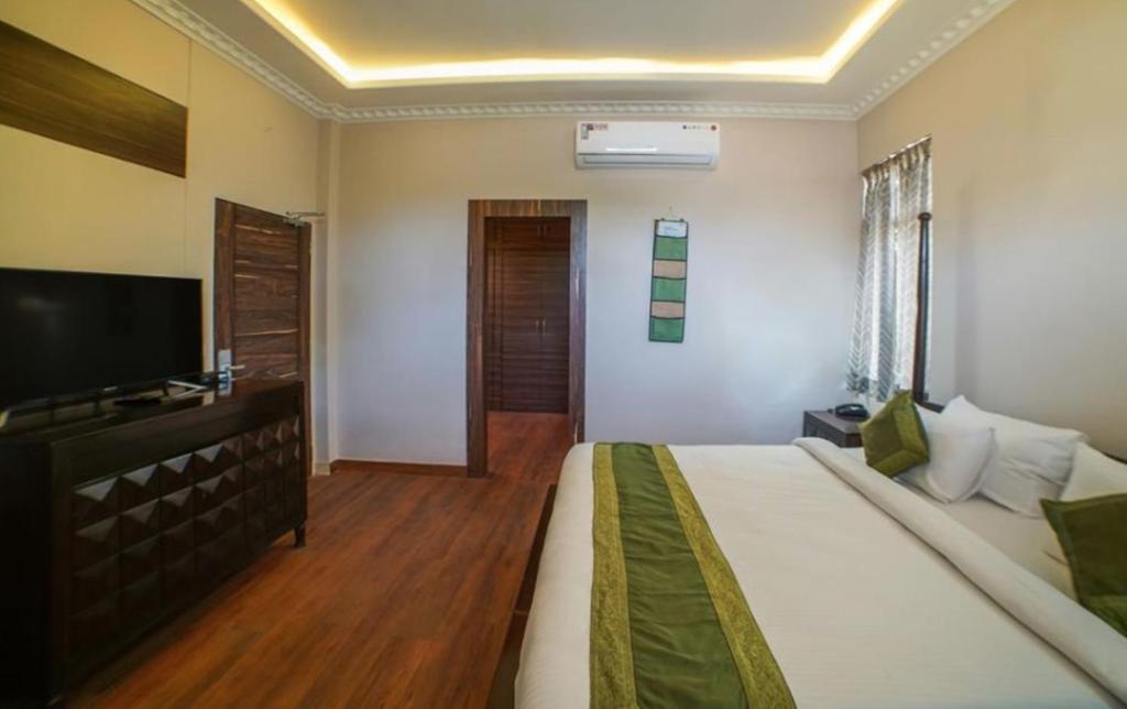 Двухместный (Улучшенный двухместный номер с 1 кроватью), R41- A Boutique Hotel