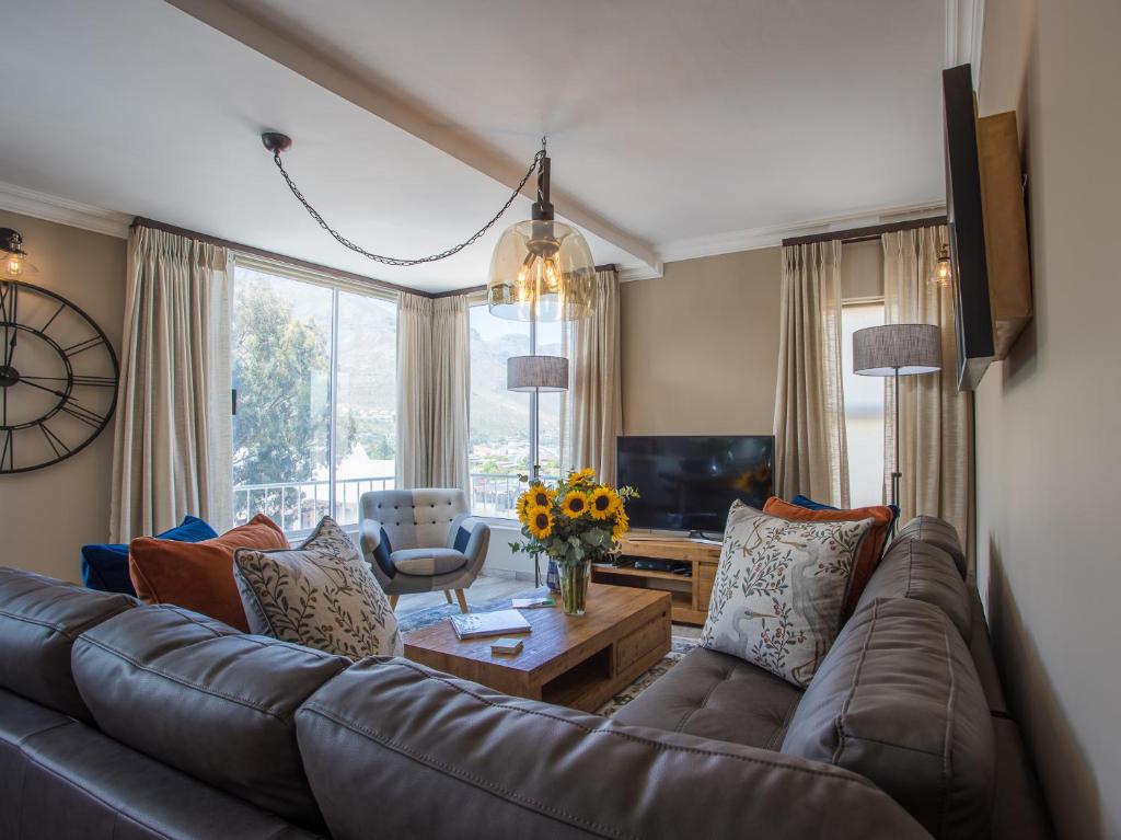dk villas 2 The Boardwalk (Hout Bay) photo 4