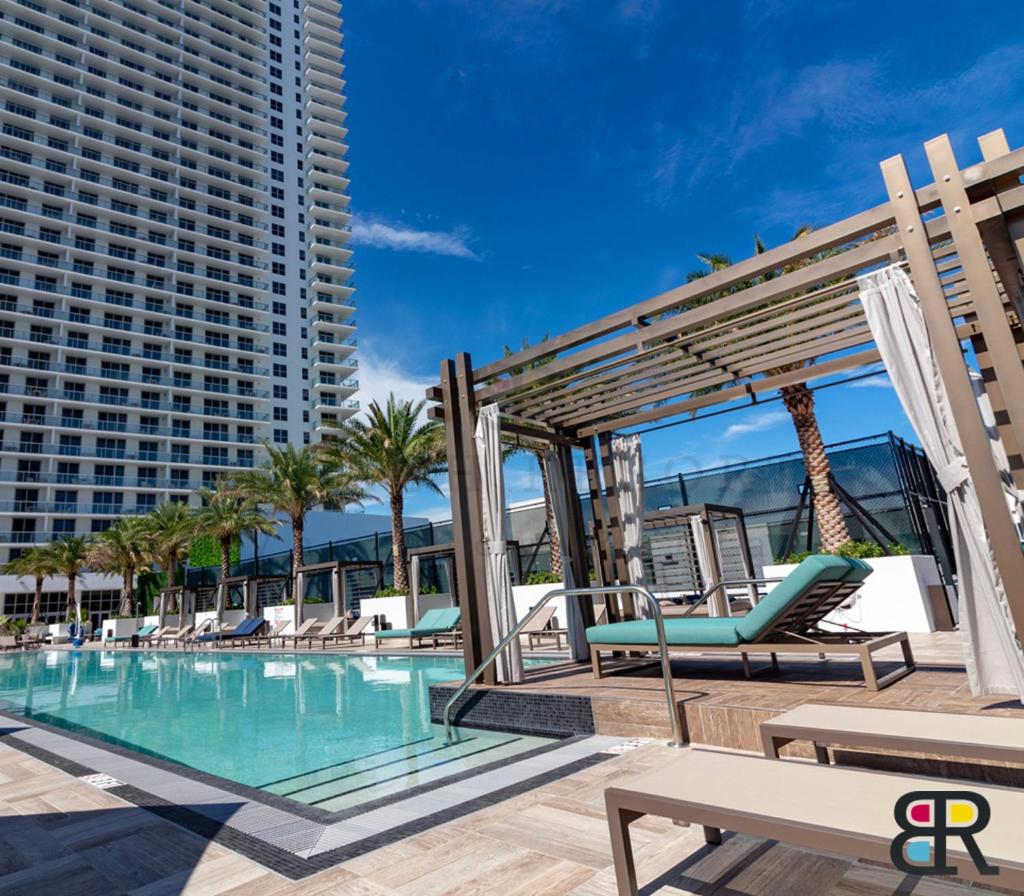 HYDE Beach House Apartments image