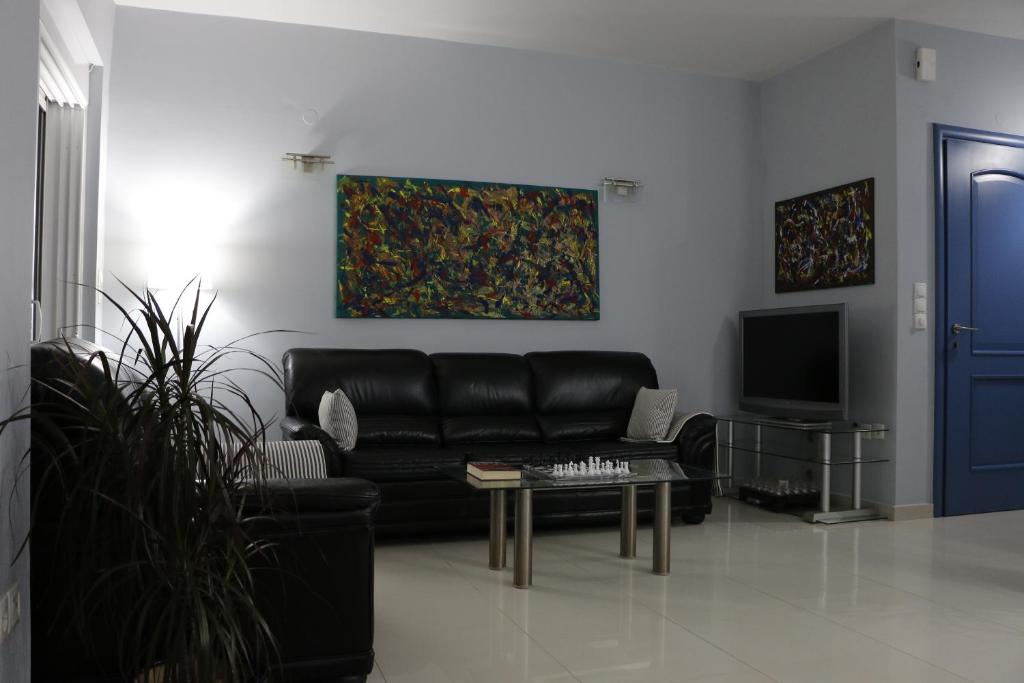 Laconian Collection "Lykourgou 10" photo 2