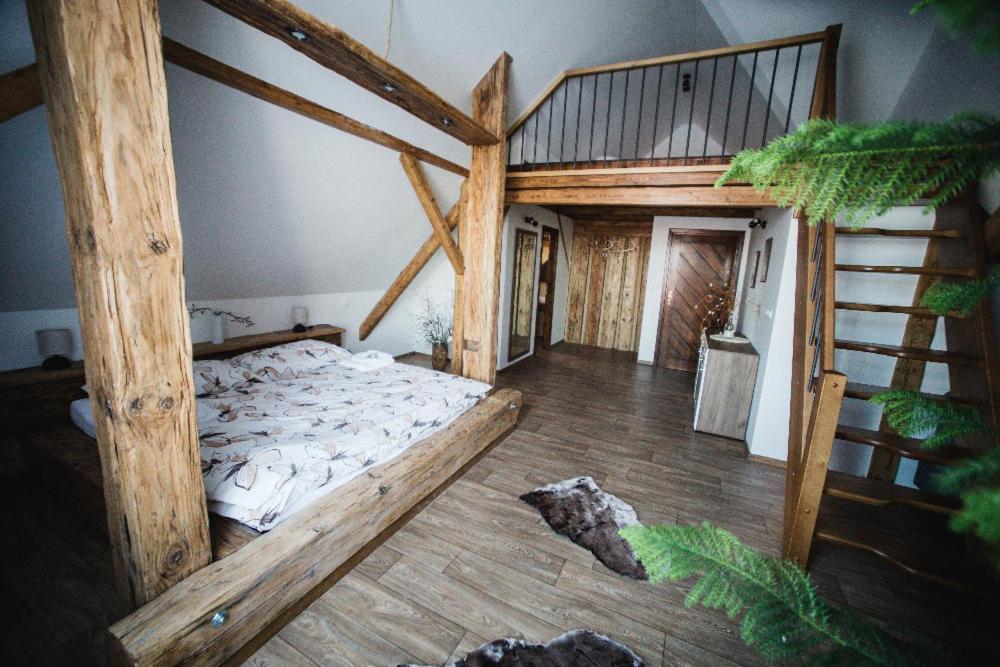 Statek ČP2 Room Type - Quadruple Room
