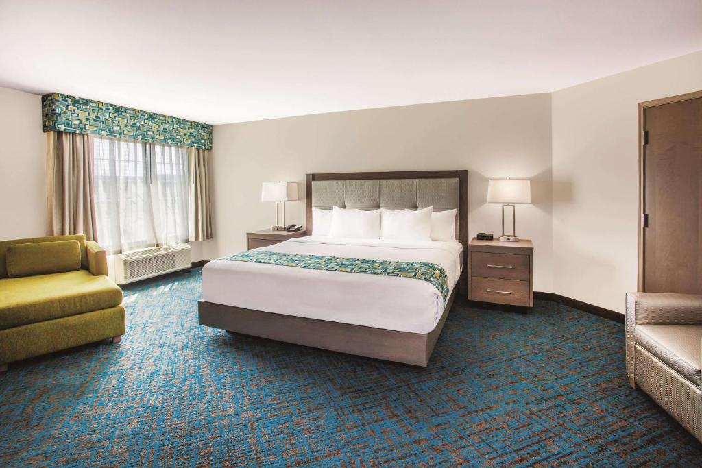 La Quinta by Wyndham St. Paul-Woodbury photo 2