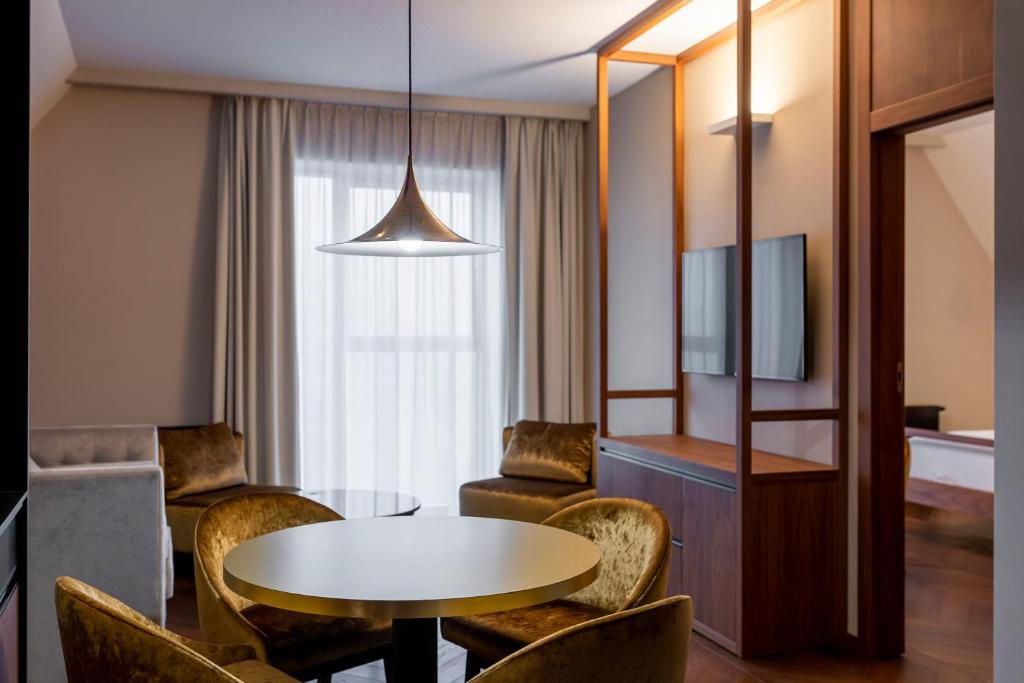 Апартаменты (Апартаменты), Radisson Hotel & Suites, Gdansk