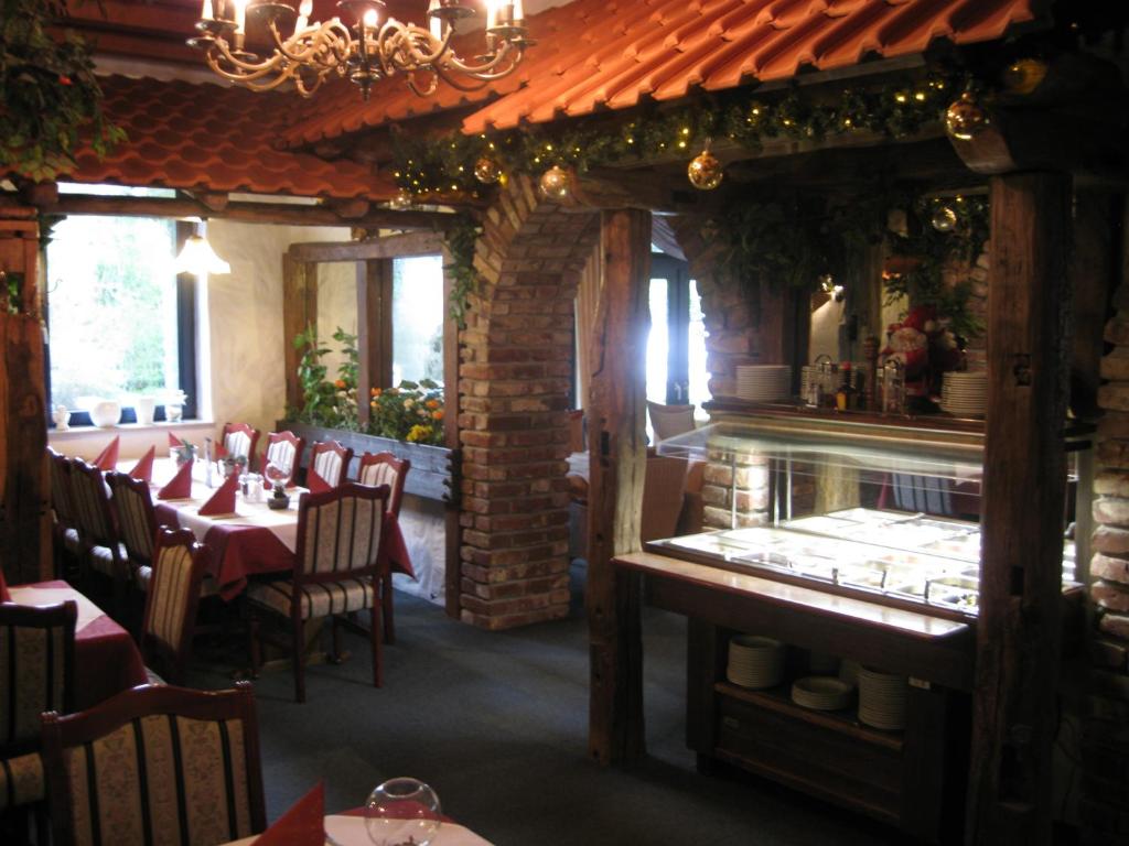 Hotel Restaurant "Waldschänke" photo 2