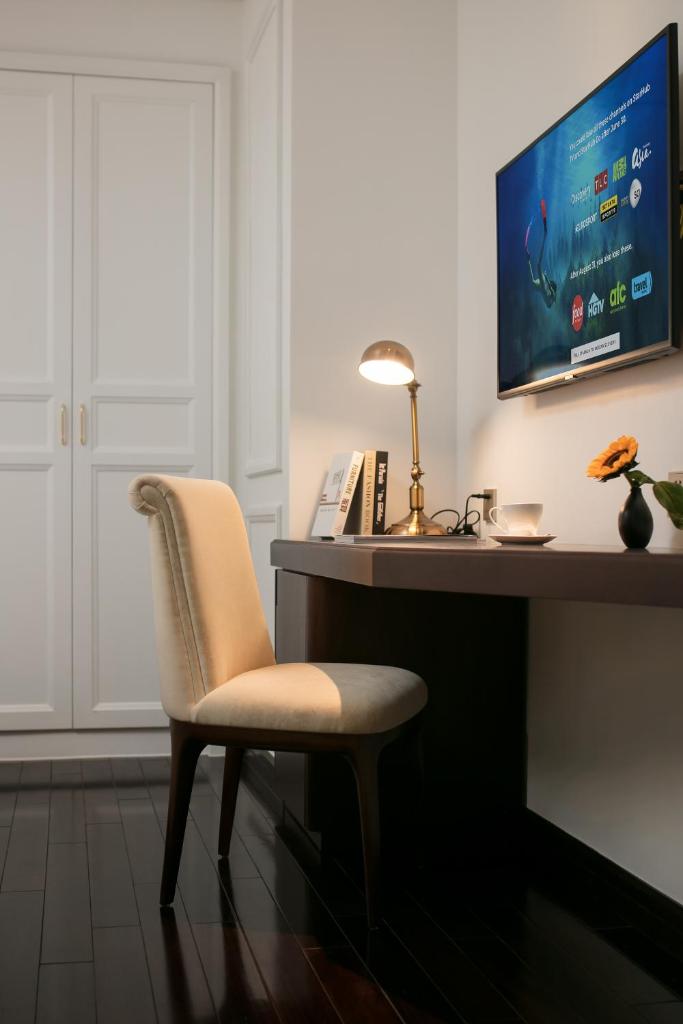 Двухместный (Superior Internal Window), Anatole Hotel Hanoi