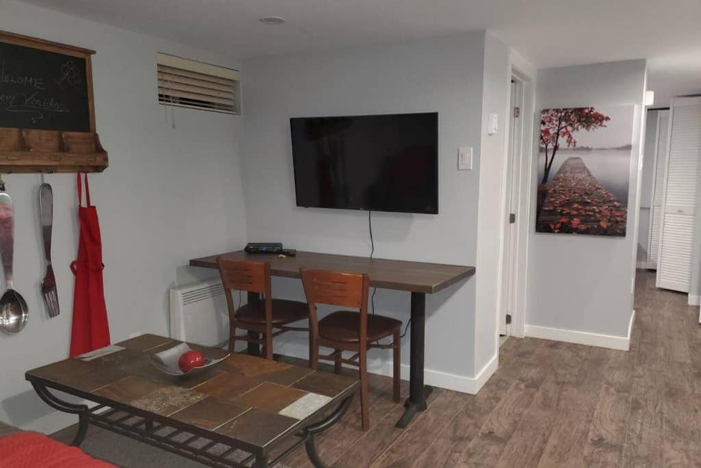 1-Bedroom Mi Casita by Amazing Property Rentals photo 4