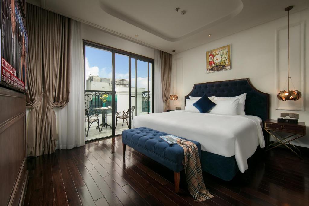 Двухместный (Anatole Terrace suite), Anatole Hotel Hanoi