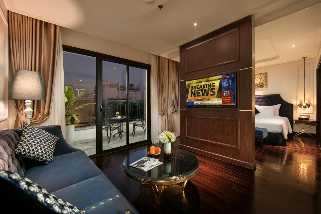 Двухместный (Anatole Terrace suite), Anatole Hotel Hanoi