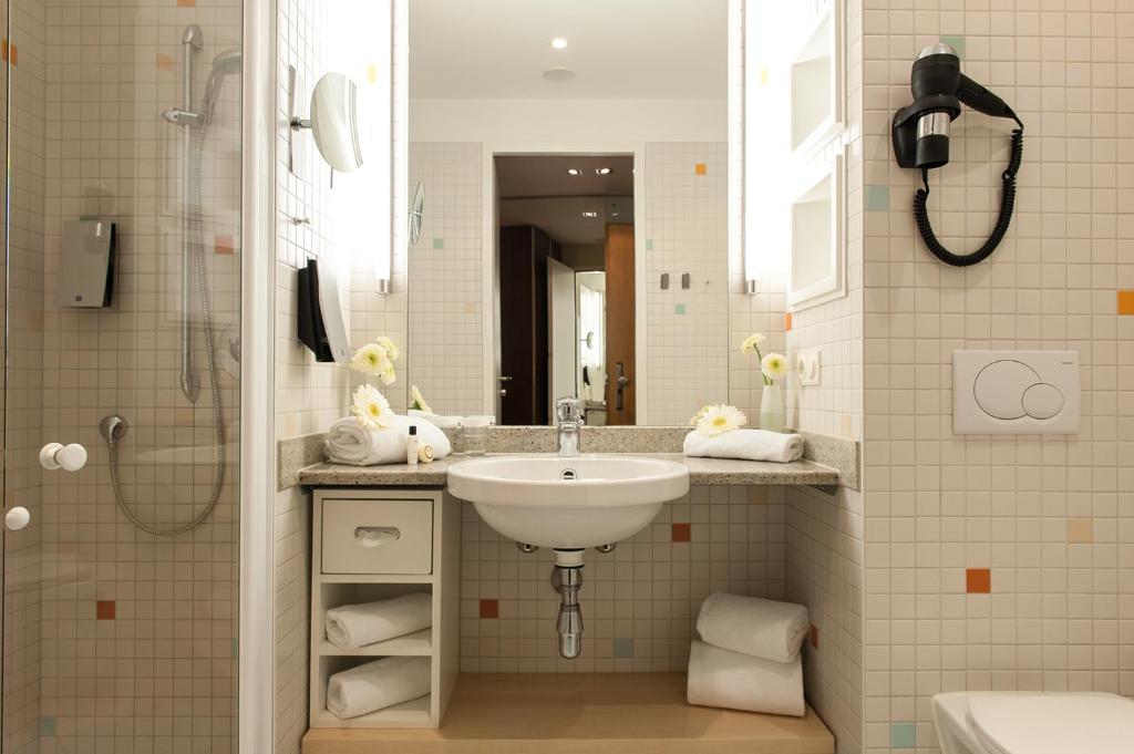 Двухместный (Улучшенный двухместный номер с 1 кроватью), centrovital SPA & Sports Hotel