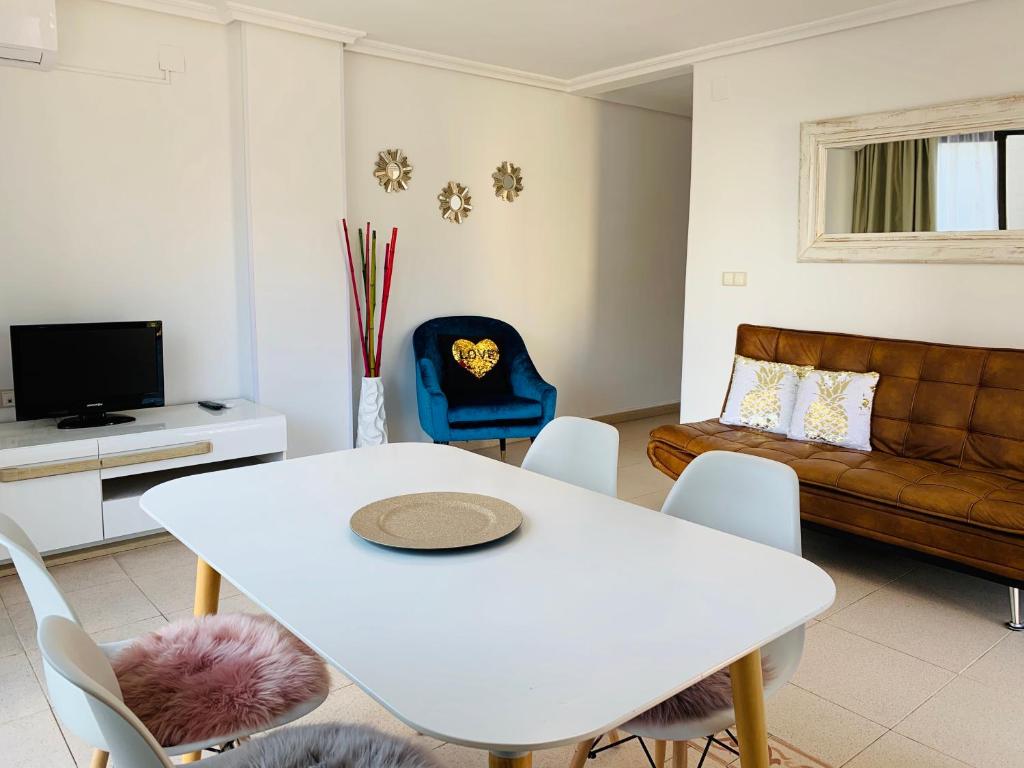 Playa de Levante Sea View Apartment photo 4