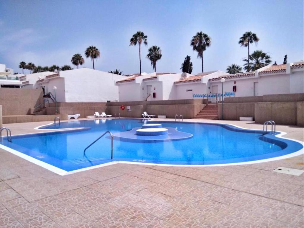 Luxury renevapartment island village photo 3