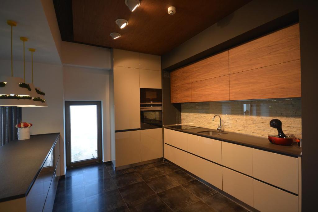 Juniper Apartment photo 4
