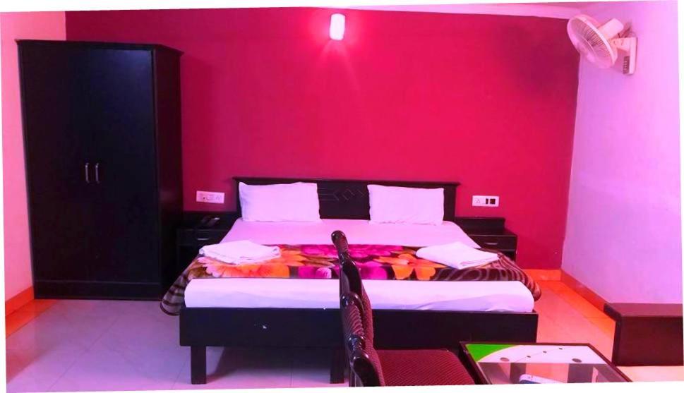 Двухместный (Стандартный двухместный номер с 1 кроватью), Hotel Krishna Residency