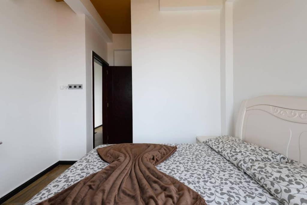Amaze Residence luxury 2 bedroom apartment 3 photo 2