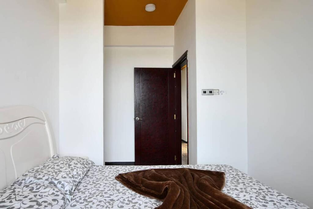 Amaze Residence luxury 2 bedroom apartment 6 photo 3