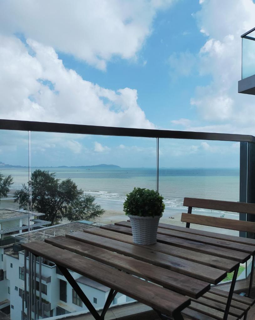 Timur Bay Seafront Residence Kuantan photo 4