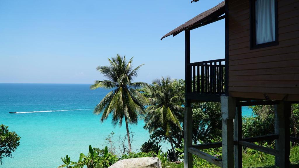 D Rock Garden Resort photo 1